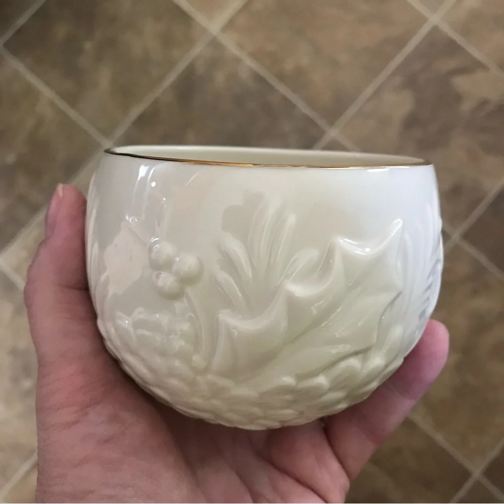 LENOX Holly and Pinecone Candle Votive
